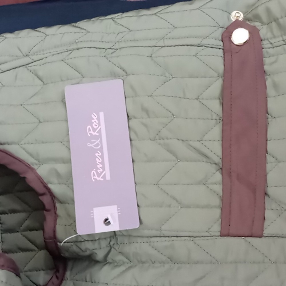 River & Rose Woman's Vest - Picture 15 of 15